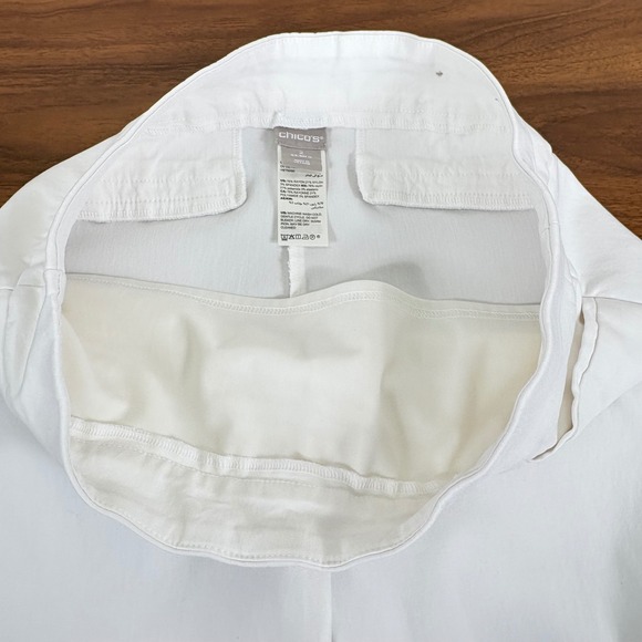 Chicos White Capri Pants Straight Leg Cropped Casual Pull On Womens Size 2/US 12 - Picture 3 of 11